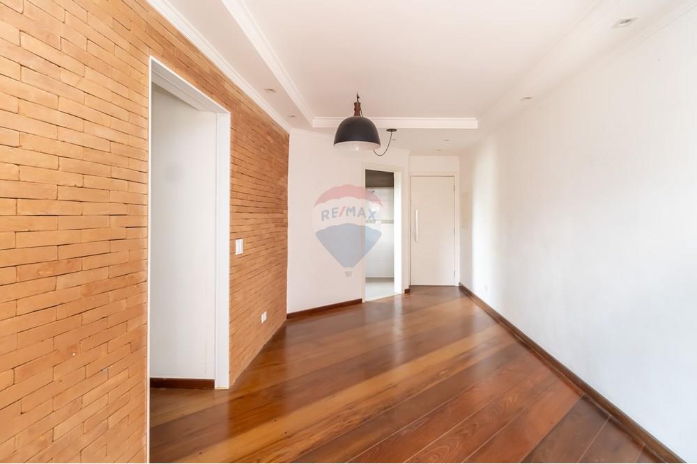 Apartamento à venda com 3 quartos, 75m² - Foto 2