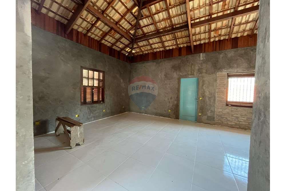 Casa para alugar com 2 quartos, 250m² - Foto 6