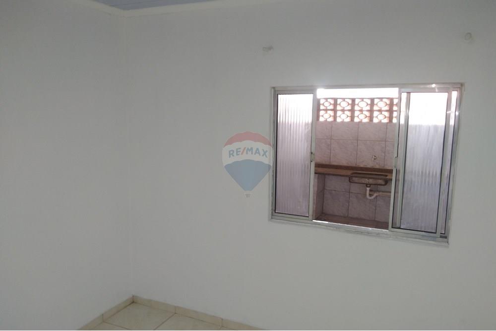 Casa para alugar com 2 quartos, 100m² - Foto 10