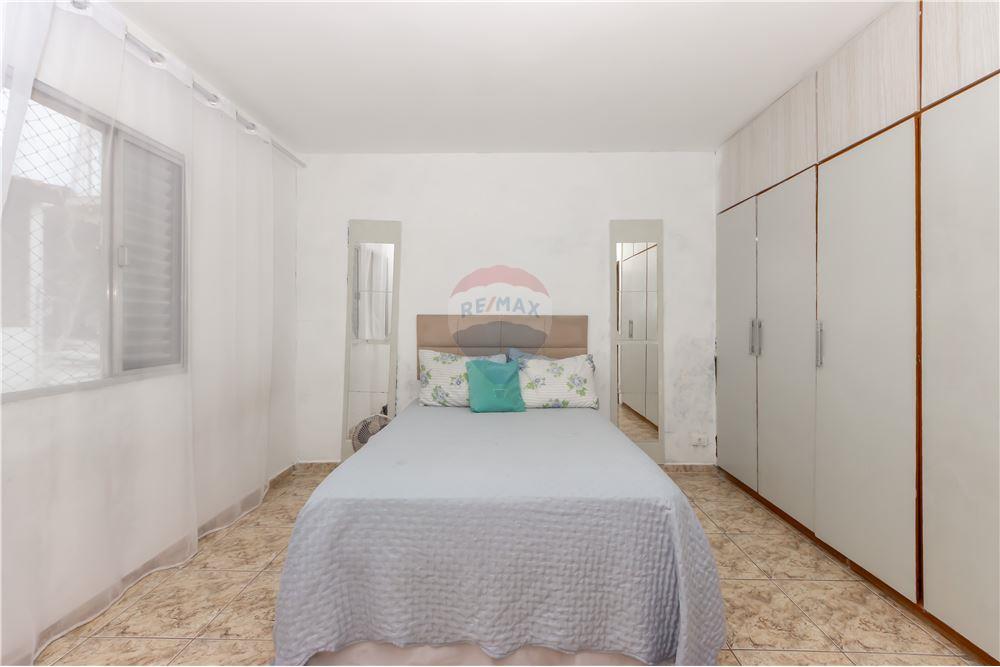 Sobrado à venda com 3 quartos, 100m² - Foto 13