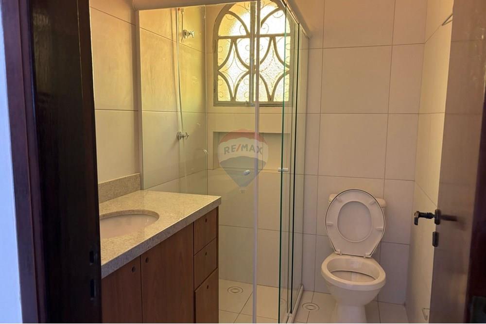 Casa para alugar com 4 quartos, 400m² - Foto 52