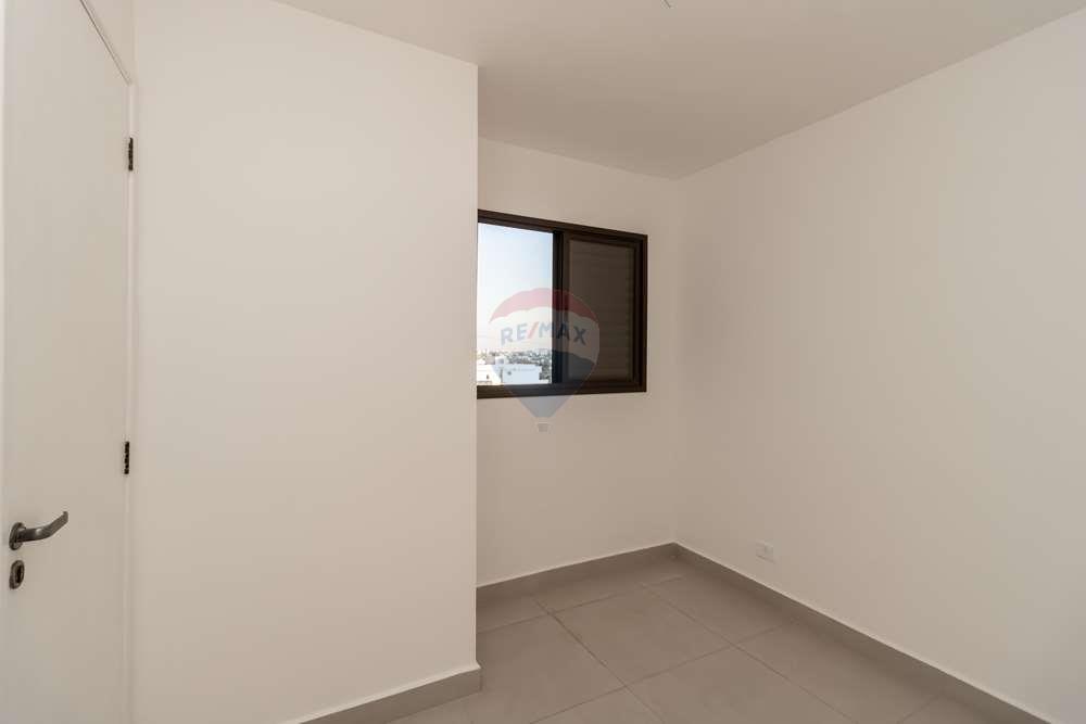 Apartamento à venda com 2 quartos, 37m² - Foto 14