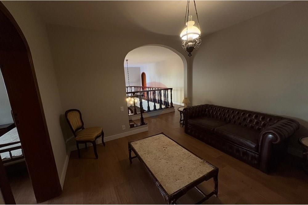 Casa para alugar com 5 quartos, 506m² - Foto 21