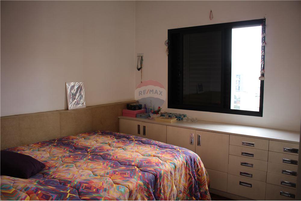 Apartamento para alugar com 1 quarto, 53m² - Foto 9