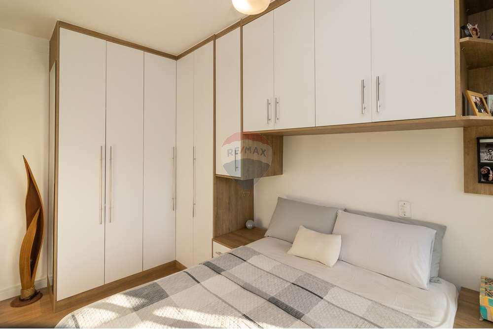 Apartamento à venda com 2 quartos, 61m² - Foto 24