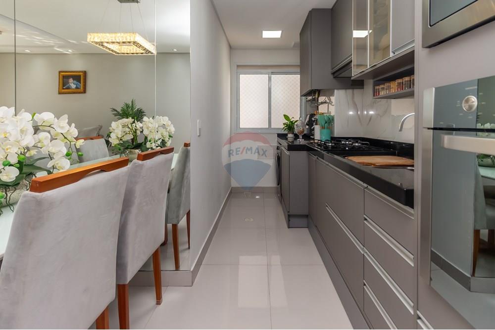 Apartamento à venda com 2 quartos, 49m² - Foto 16