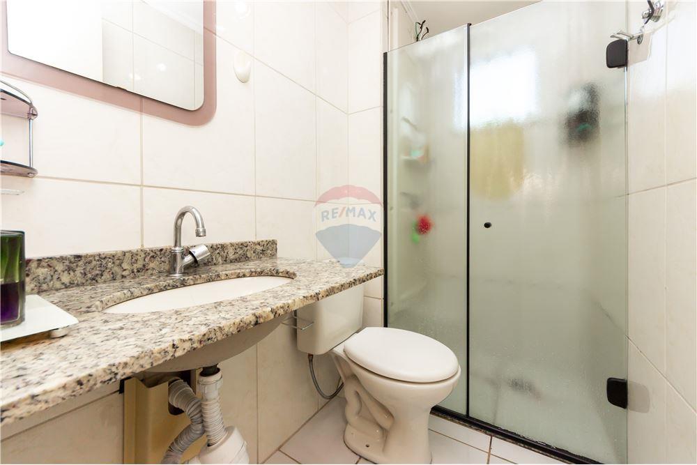 Apartamento à venda com 2 quartos, 60m² - Foto 11