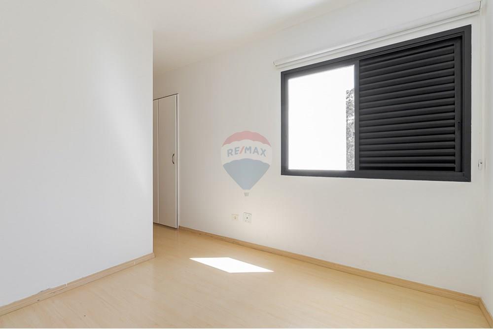 Apartamento à venda com 3 quartos, 94m² - Foto 19