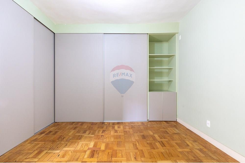 Apartamento à venda com 3 quartos, 227m² - Foto 15