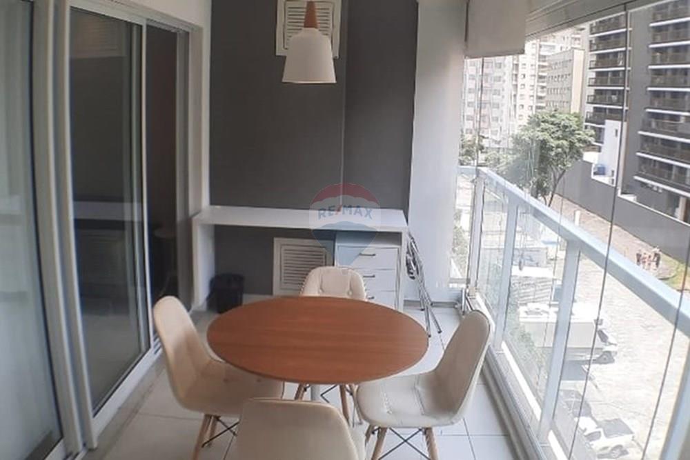 Apartamento à venda com 1 quarto, 41m² - Foto 6