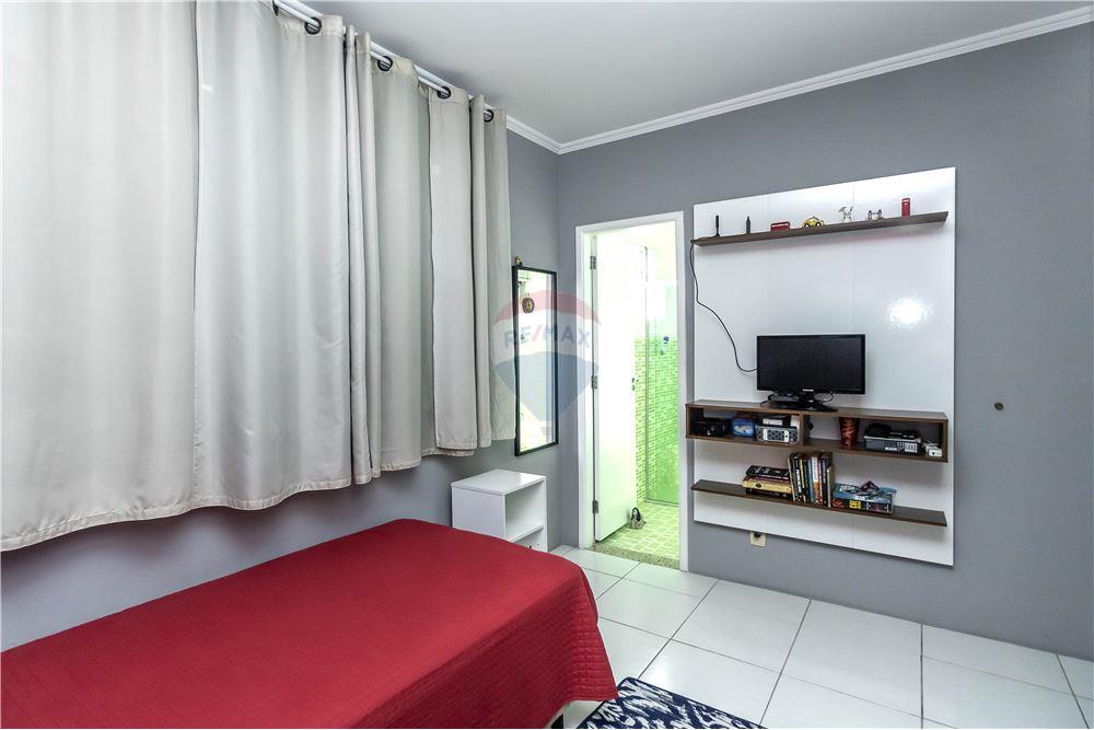 Casa à venda com 3 quartos, 350m² - Foto 16