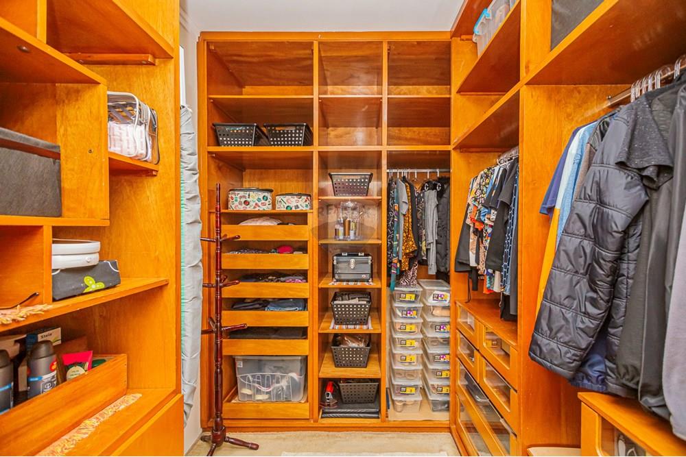 Casa à venda com 5 quartos, 285m² - Foto 24