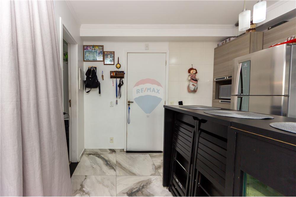 Apartamento para alugar com 1 quarto, 27m² - Foto 6