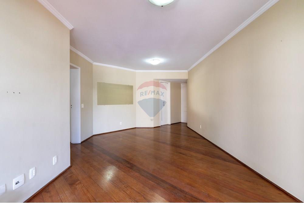 Apartamento à venda com 3 quartos, 105m² - Foto 9