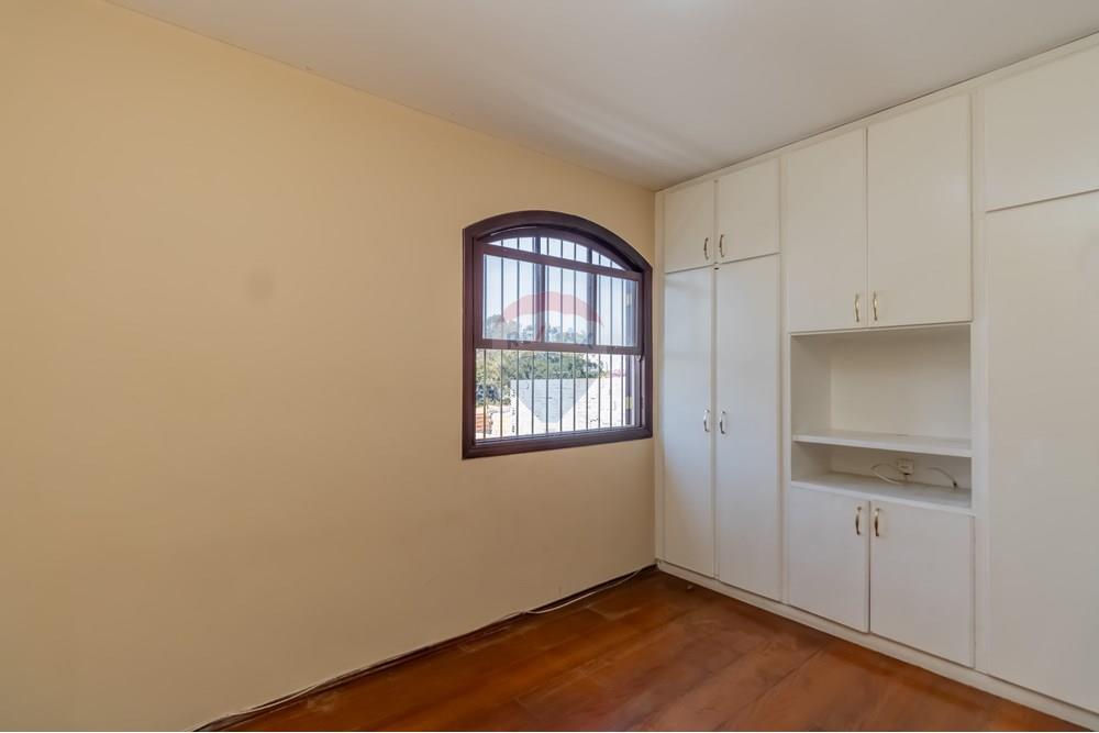 Casa à venda com 3 quartos, 203m² - Foto 19