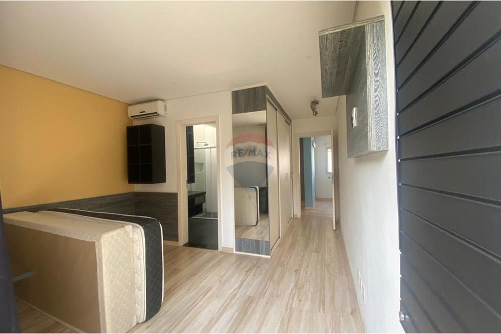 Casa de Condomínio para alugar com 5 quartos, 550m² - Foto 16