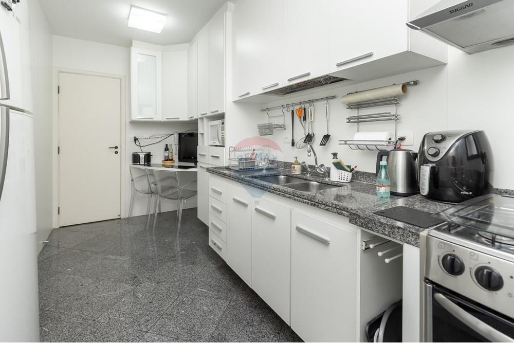 Apartamento à venda com 3 quartos, 96m² - Foto 13