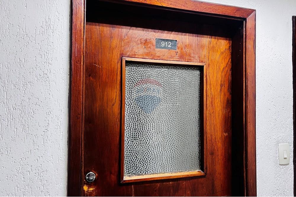 Cj. Comercial/ Sala - Alugar - São Paulo , São Paulo - Sala 912 porta.jpg - 602281044-87