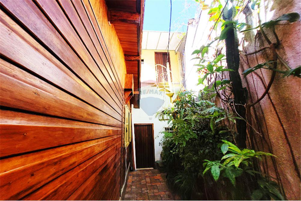 Casa à venda com 4 quartos, 165m² - Foto 27