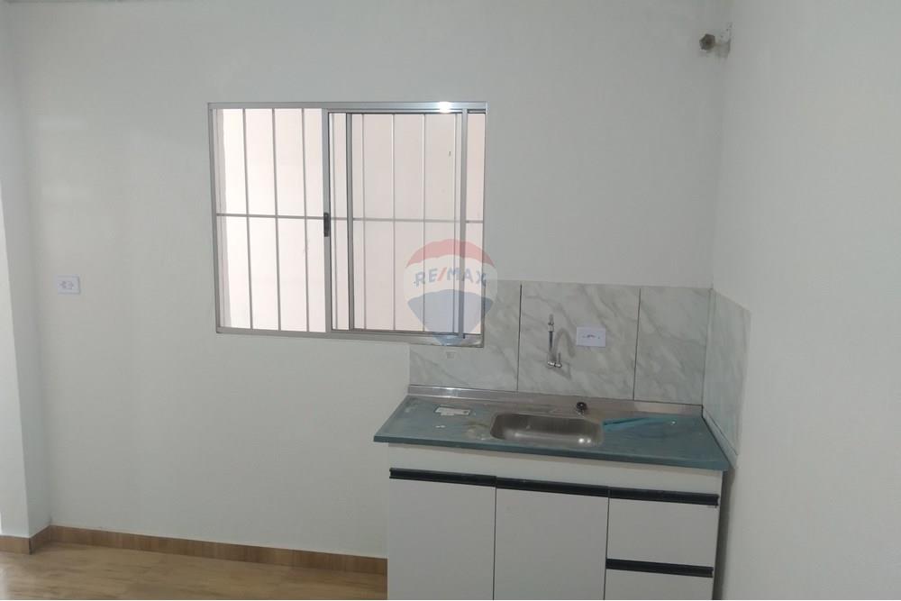 Casa para alugar com 1 quarto, 50m² - Foto 1