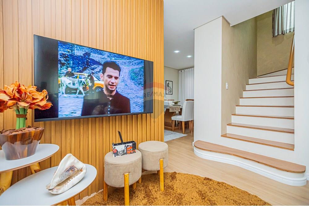 Casa à venda com 5 quartos, 285m² - Foto 11