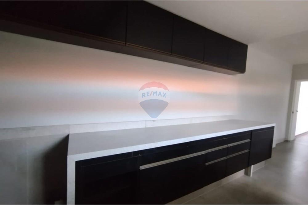 Casa para alugar com 3 quartos, 204m² - Foto 20
