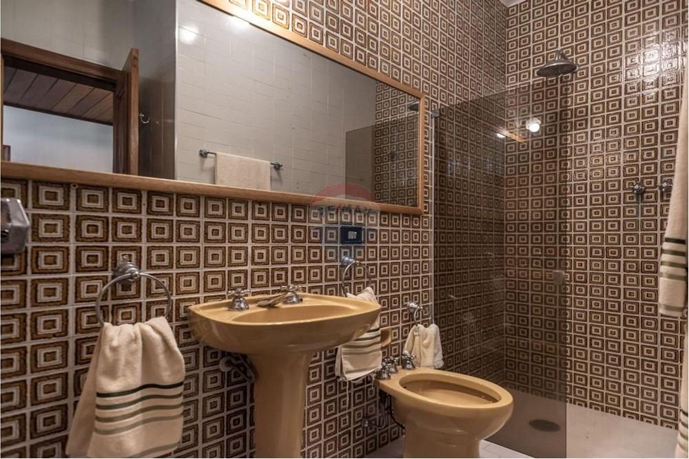 Casa de Campo - Venda - Campos do Jordão , São Paulo - WhatsApp Image 2025-12-15 at 14.28.59 (1).jpeg - 601131073-17