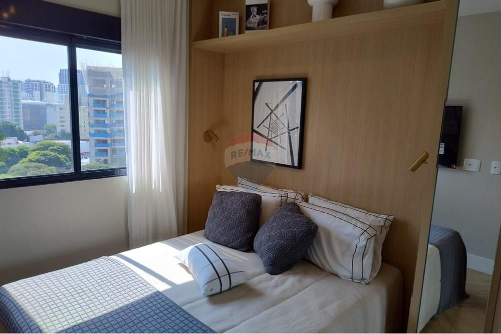 Apartamento à venda com 2 quartos, 38m² - Foto 17