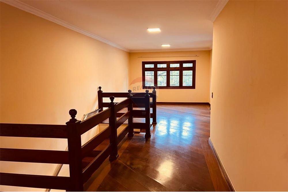 Casa para alugar com 4 quartos, 500m² - Foto 19