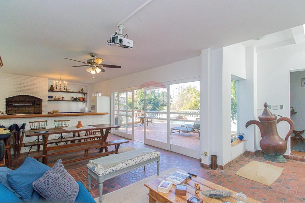 Casa à venda com 4 quartos, 350m² - Foto 34