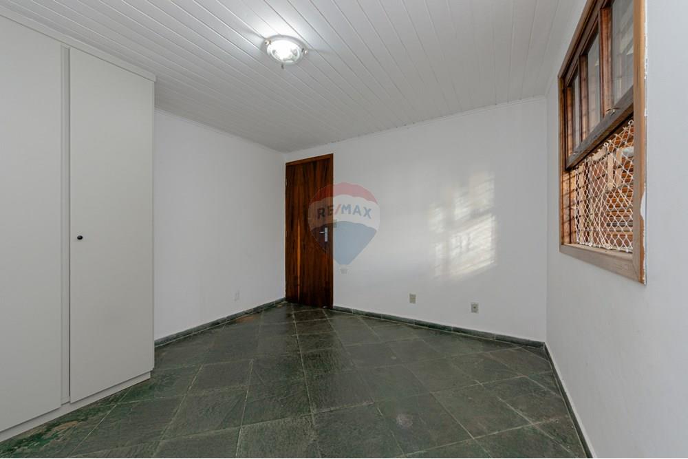 Chácara à venda com 5 quartos, 300m² - Foto 10