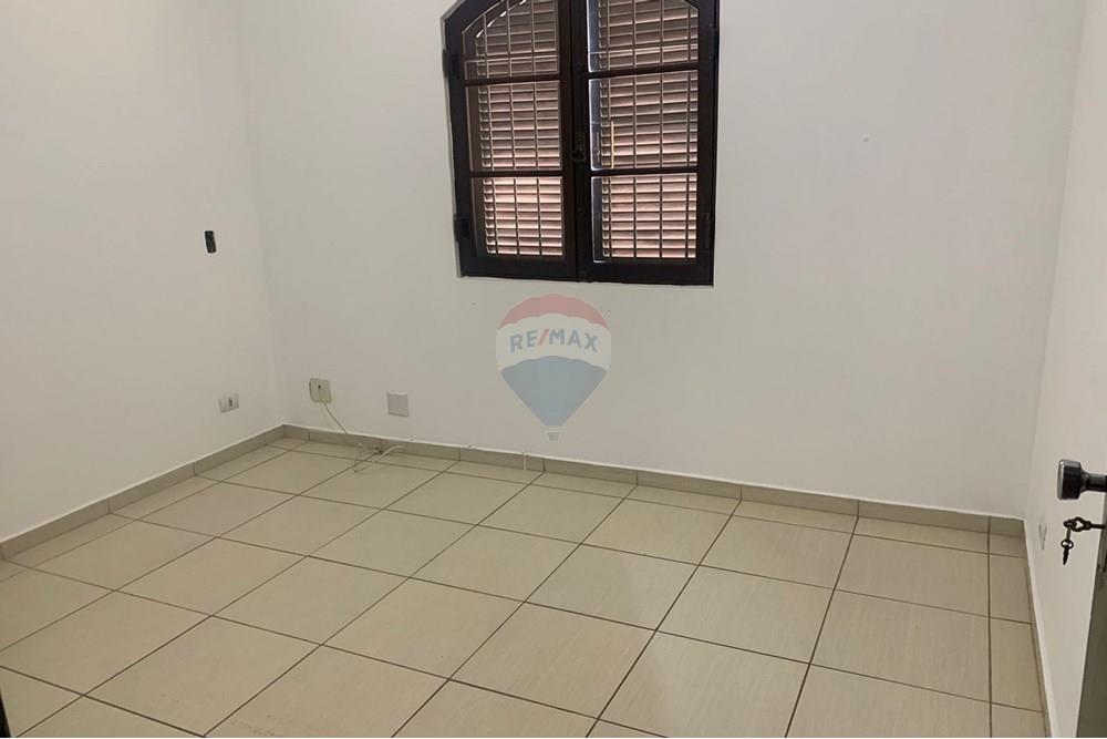 Casa para alugar com 3 quartos, 125m² - Foto 17