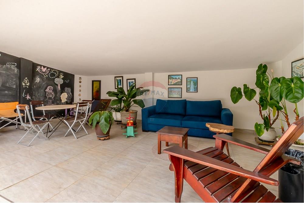 Apartamento à venda com 3 quartos, 130m² - Foto 4