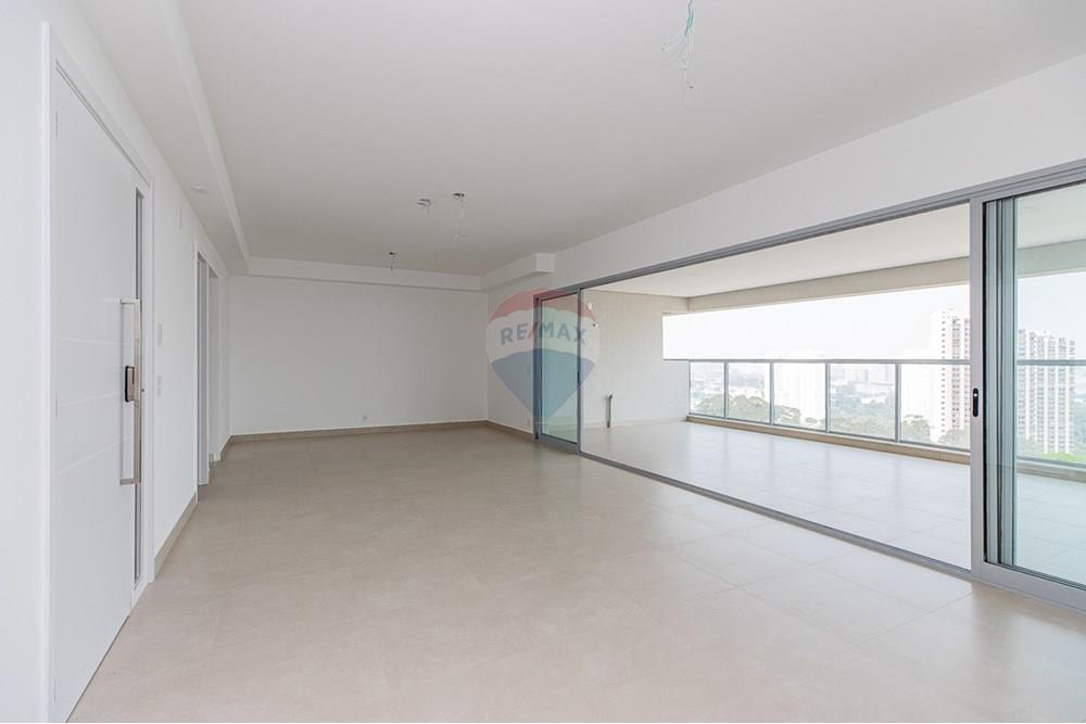 Apartamento à venda com 3 quartos, 155m² - Foto 10