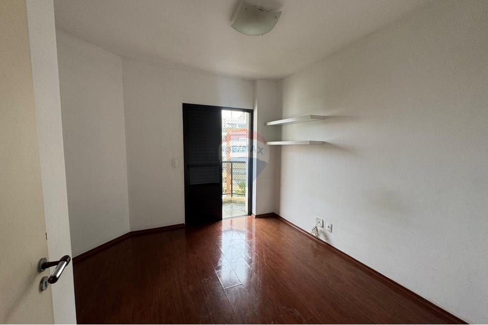 Apartamento para alugar com 2 quartos, 102m² - Foto 17