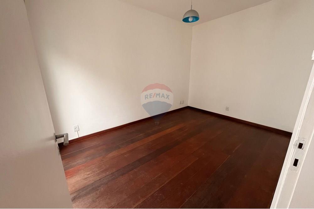 Casa para alugar com 3 quartos, 225m² - Foto 9