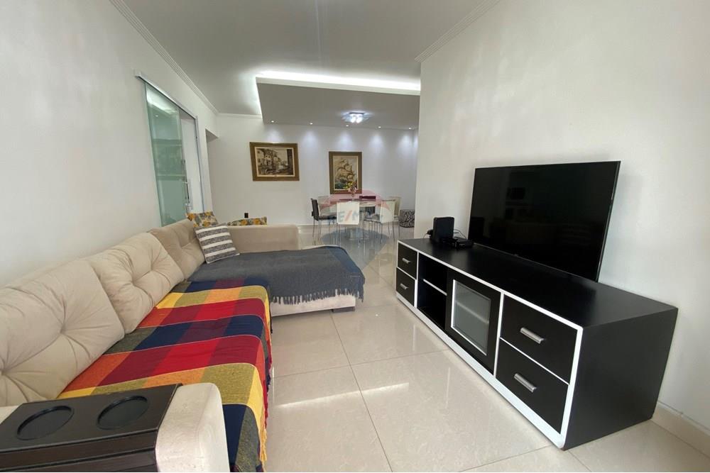 Apartamento à venda com 3 quartos, 152m² - Foto 2