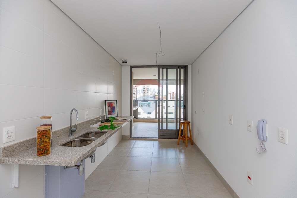 Apartamento à venda com 4 quartos, 232m² - Foto 22