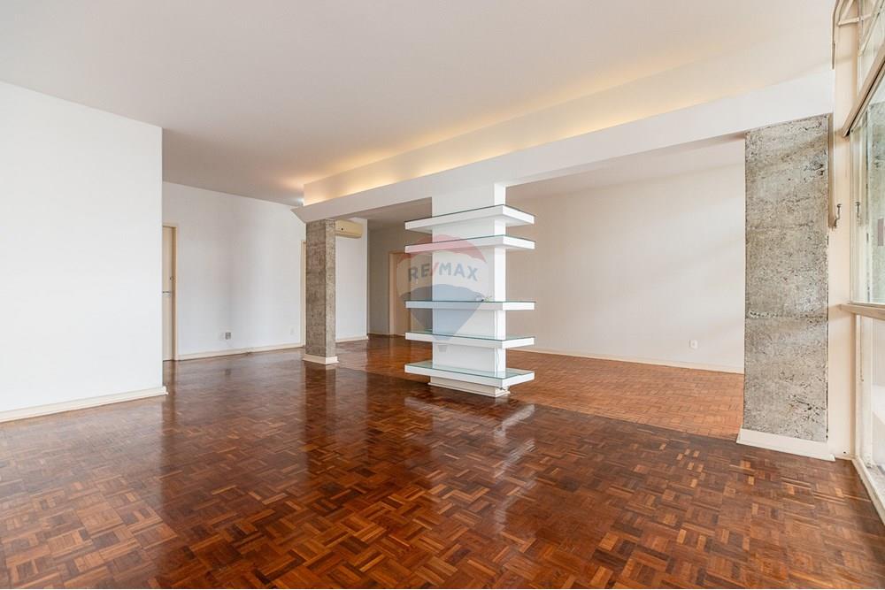 Apartamento à venda com 2 quartos, 140m² - Foto 7