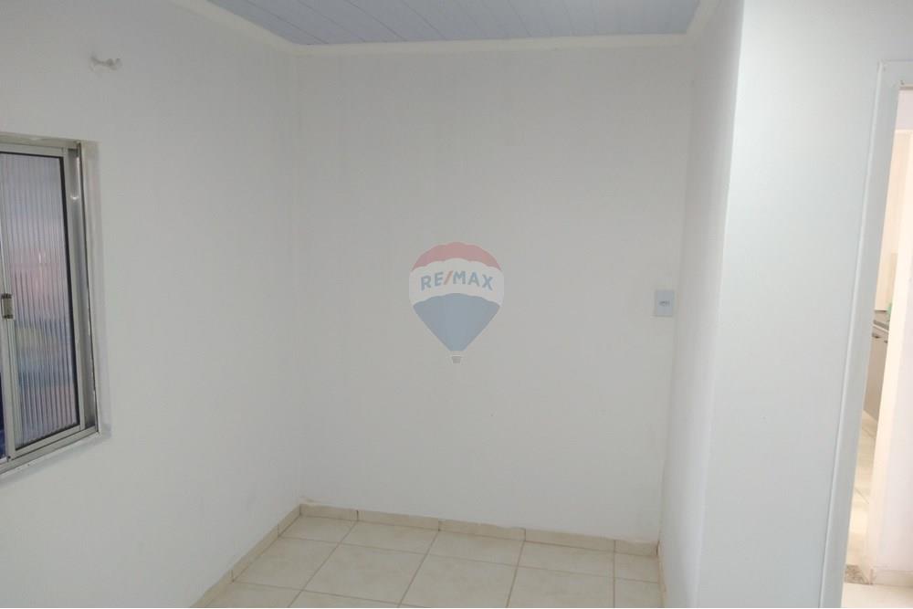 Casa para alugar com 2 quartos, 100m² - Foto 9