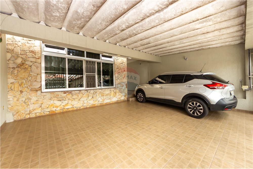 Casa à venda com 3 quartos, 200m² - Foto 26