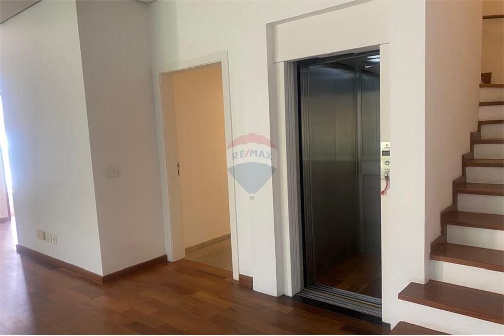 Casa de Condomínio para alugar com 4 quartos, 490m² - Foto 9