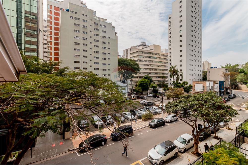 Apartamento à venda com 5 quartos, 327m² - Foto 11