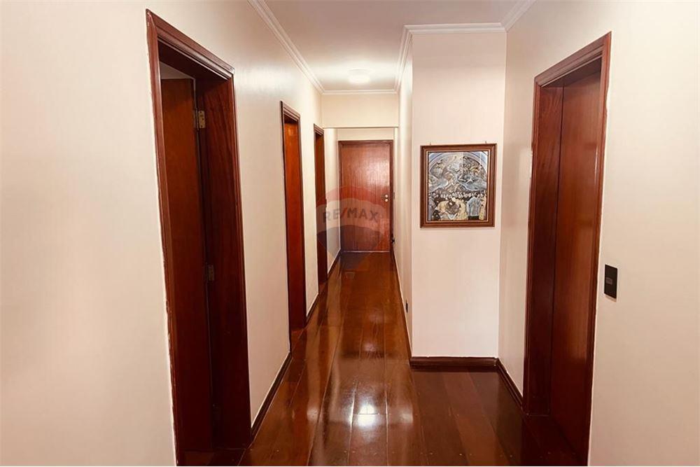 Sobrado para alugar com 4 quartos, 560m² - Foto 13