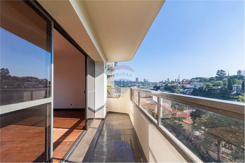 Apartamento para alugar com 2 quartos, 231m² - Foto 1