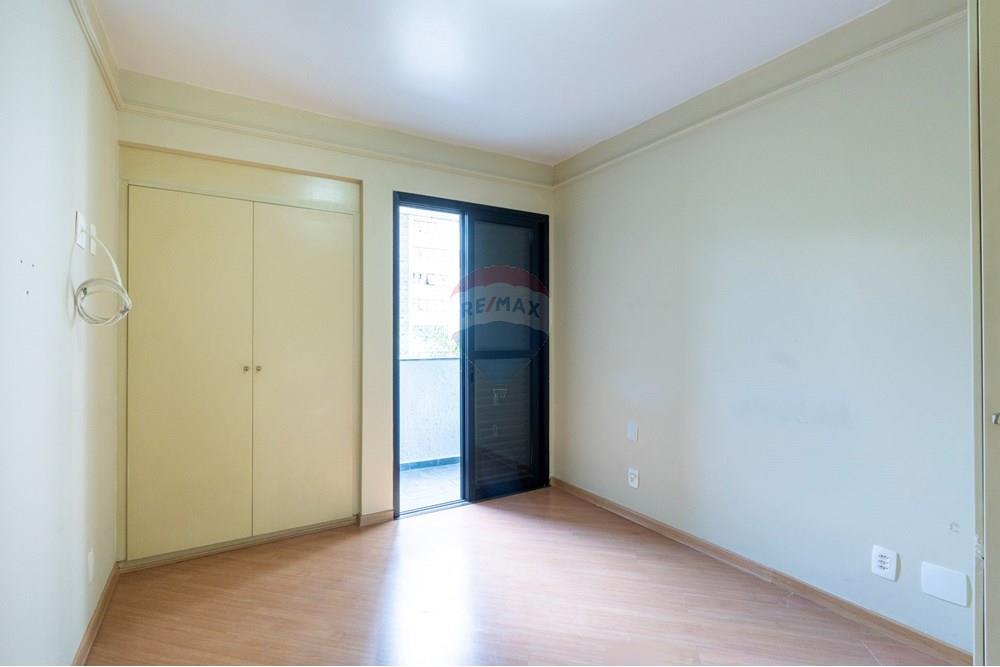 Apartamento à venda com 3 quartos, 105m² - Foto 22