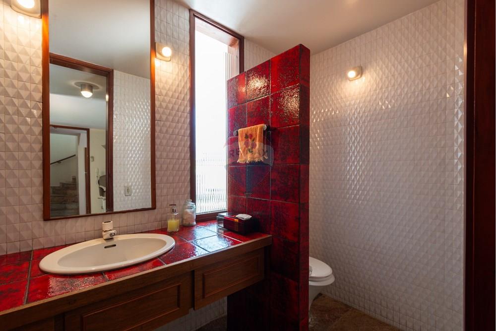 Casa - Venda - São Paulo , São Paulo - Casa_Pacaembu (35 de 95).jpg - Banheiro - 601361053-45