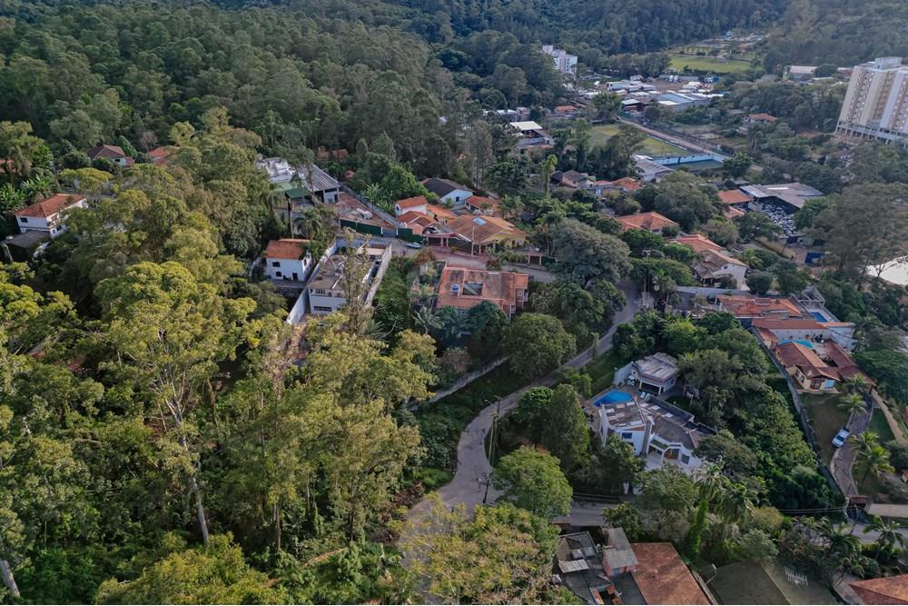 Chácara à venda com 5 quartos, 300m² - Foto 29