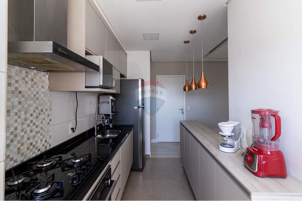 Apartamento à venda com 2 quartos, 72m² - Foto 4