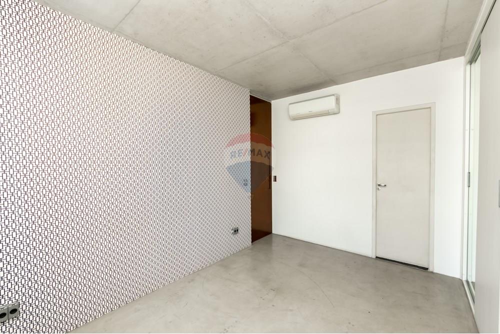 Apartamento à venda com 1 quarto, 70m² - Foto 23